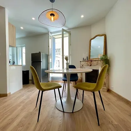 Le Repaire Blterrois Apartment *